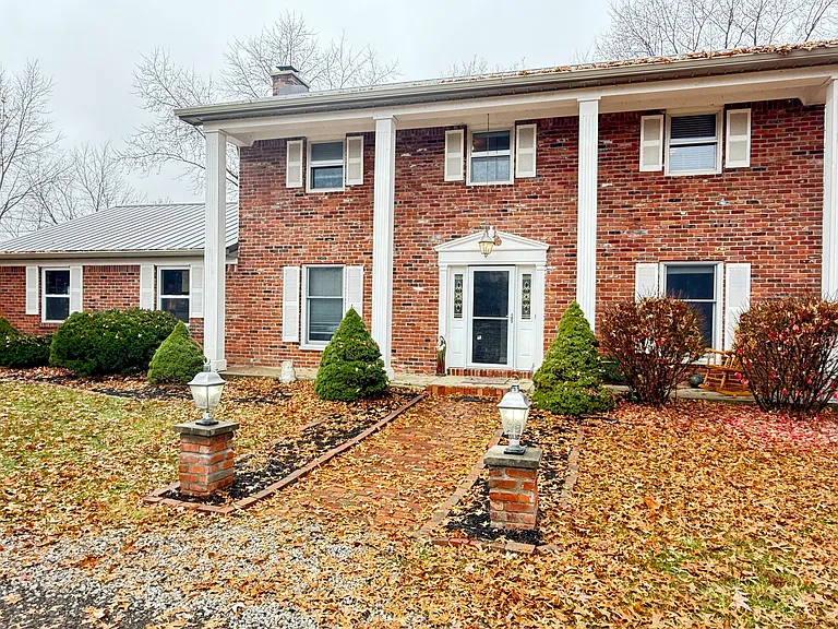 5818 N Fortville Pike — Photo 2