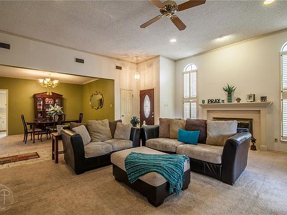3rd image of 3282 Woodhollow Cir