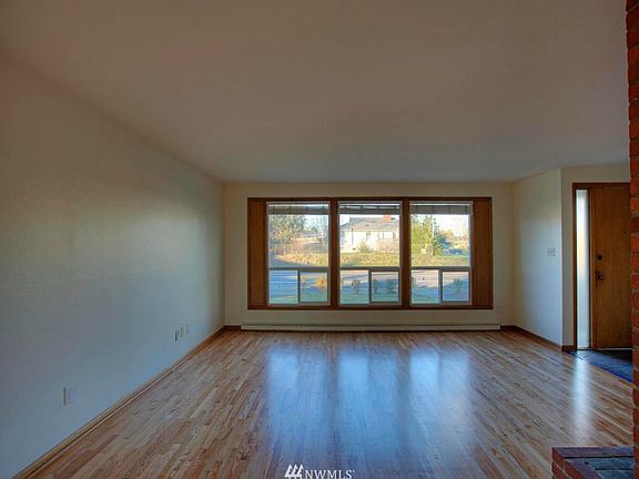 3rd image of 5502 N 26th Street