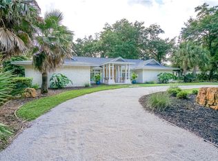 129 Harrogate Rd, Saint Simons Island, GA 31522