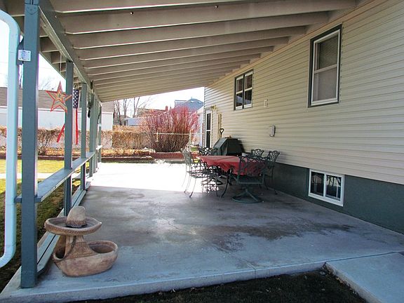 4th image of 2341 E C St