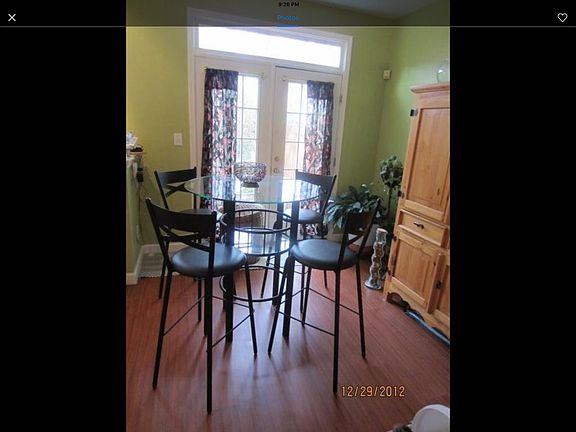 4th image of 813 Oak Springs Ct