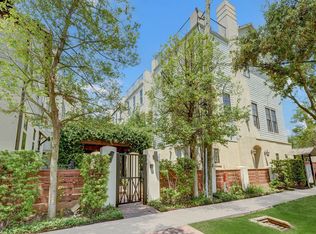 3289 Maxroy St, Houston, TX 77008