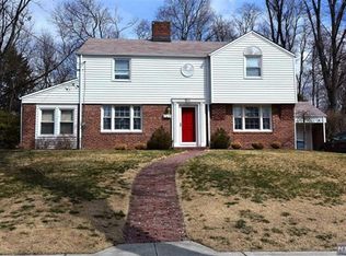 351 Demarest Ave, Closter, NJ 07624