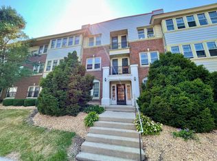 2615 N Cramer St APT 34, Milwaukee, WI 53211