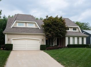 7728 Acuff Ln, Lenexa, KS 66216