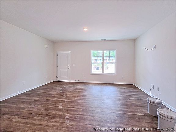 3rd image of 349 Appaloosa Dr