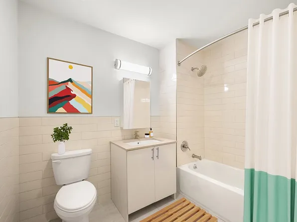 4778 Broadway 5H image 3 of 8