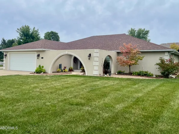 179 Northrup Ave, Holts Summit, MO 65043