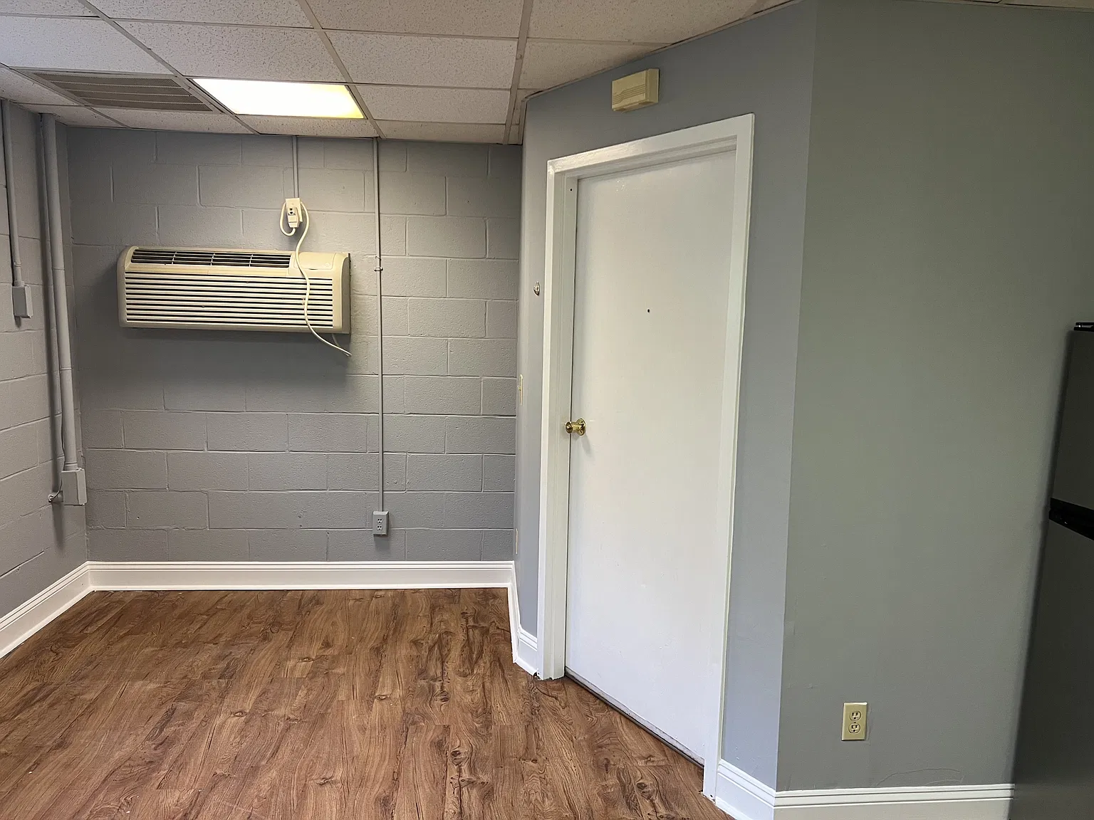 236 N Orange St — Photo 2