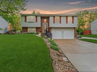1368 Firethorne Dr, Mason, OH 45040