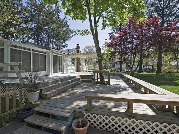 4th image of 62 Parkway Blvd