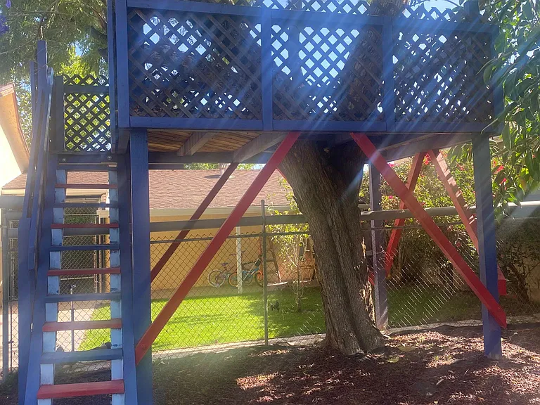 15735 Superior St — Photo 30