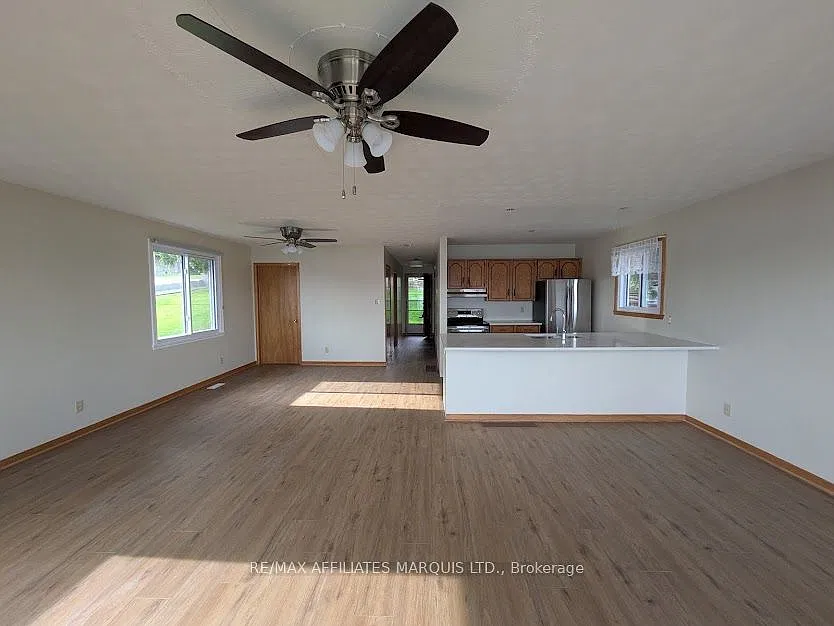 2 bed, $2,400 — Photo 4