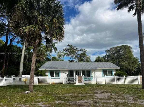 1023 SE 7th St, Stuart, FL 34996