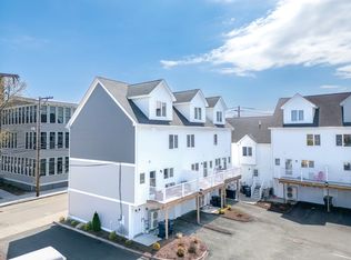61 Pine St #11, Attleboro, MA 02703