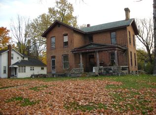 155 N Manning St APT 1, Hillsdale, MI 49242