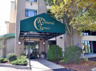 400 Richmond St #506, Appleton, WI 54911