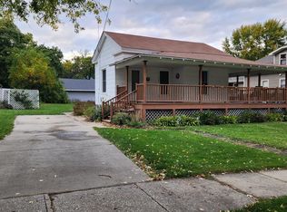 1409 N Green St, McHenry, IL 60050