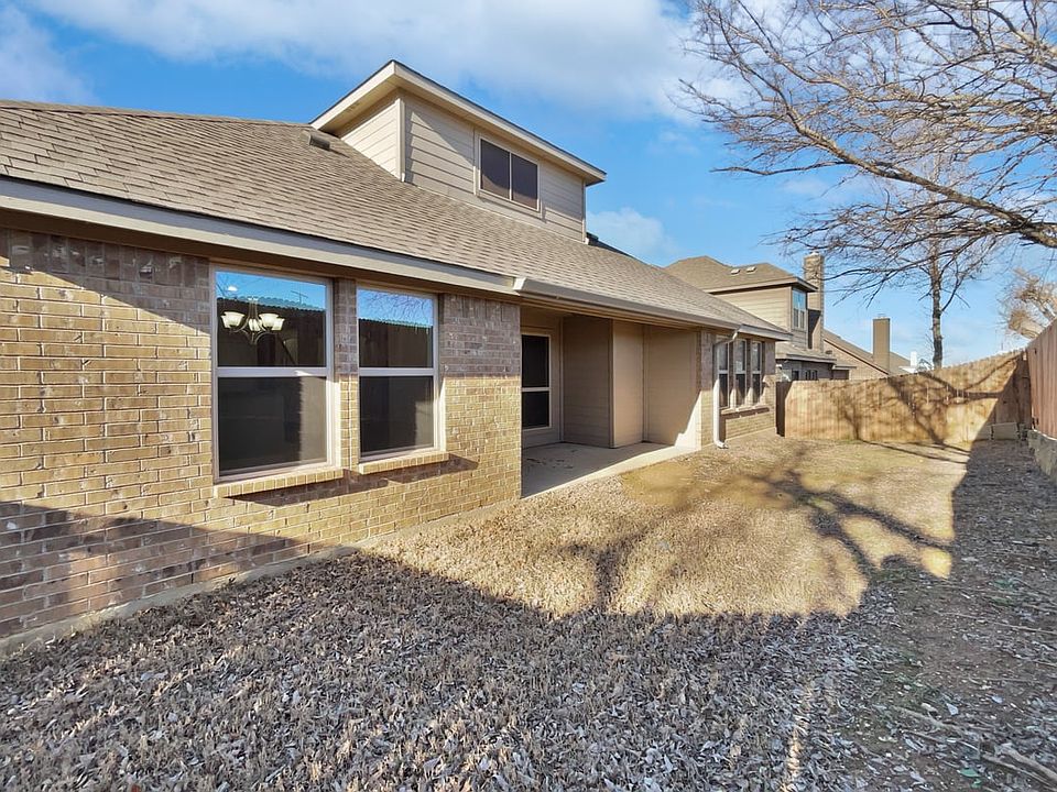 1st image of 1604 Cowtown Dr