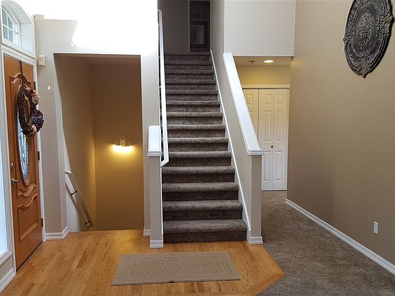 2nd image of 516 N Garry Dr