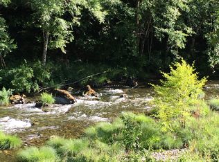 Cow Creek Rd, Riddle, OR 97469
