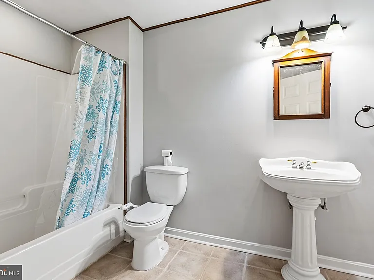 11117 Stainsby Ct — Photo 46