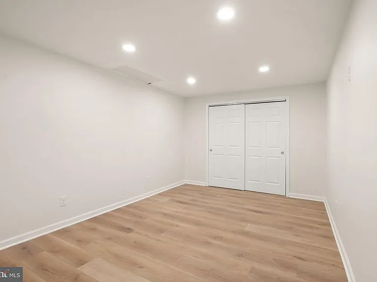 13647 S Springs Dr — Photo 50