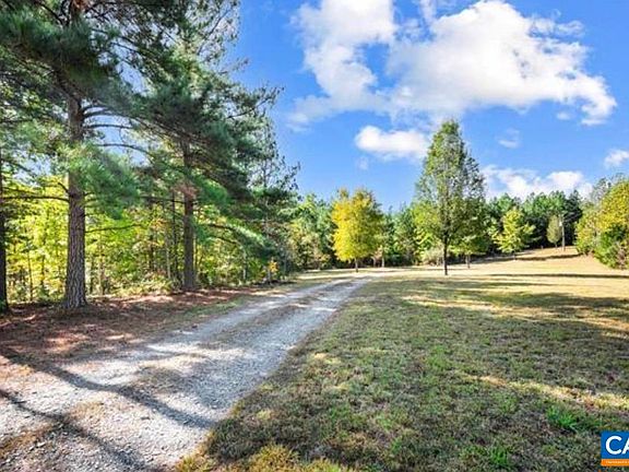 3rd image of 10239 Howardsville Rd