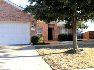 2402 Lula Ct, Corinth, TX 76210
