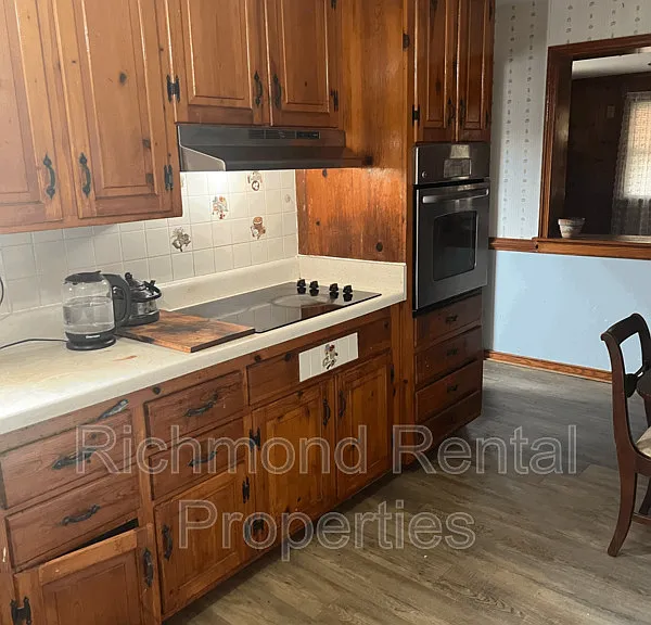 9505 Nandina Dr — Photo 8