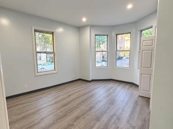 2249 Bassford Ave Floor 2, Bronx, NY 10457