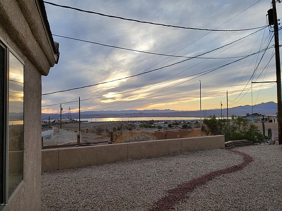 2nd image of 3355 Palm Grove Dr
