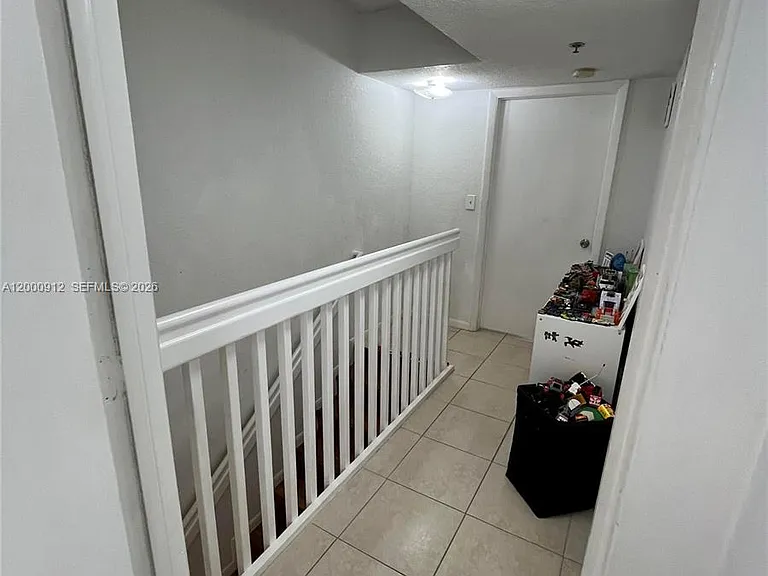 171 Riviera Cir #61 — Photo 9