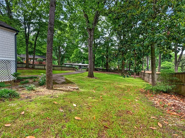 392 Collier Rd NW — Photo 46