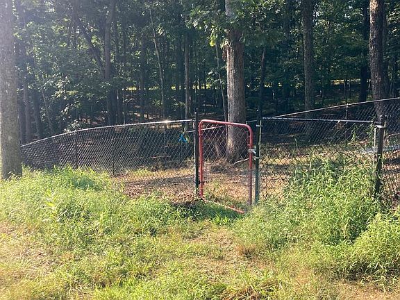 3rd image of 3065 Kerns School Rd