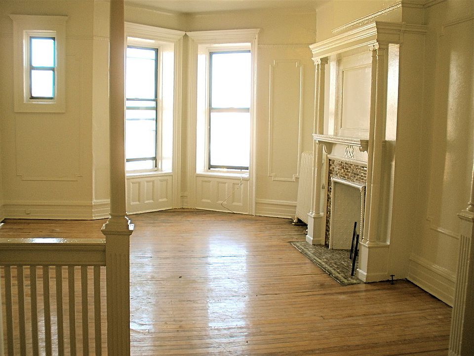 1st image of 798 Washington Ave APT 6