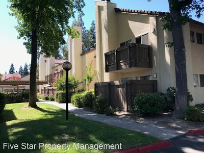 3701 Colonial Dr APT 212, Modesto, CA, 95356