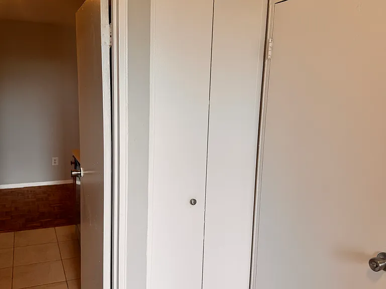 4430 Douglaston Pkwy #5AA — Photo 11