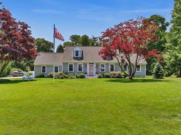 219 Wianno Avenue, Osterville, MA 02655