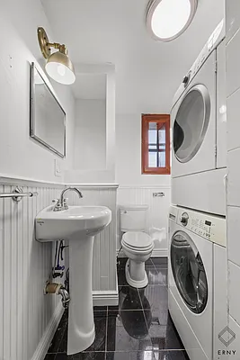 Rented by ERNY LLC | media 19