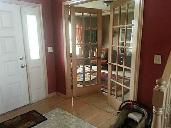 4th image of 12748 Oakmere Dr