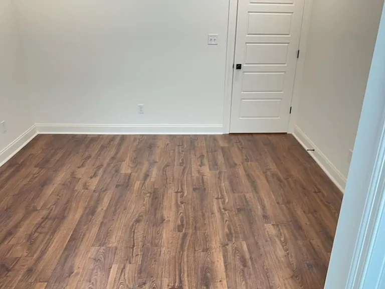 507 Meadow Crest Cir — Photo 13