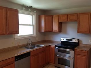 492 Paragon Mills Rd, Nashville, TN 37211