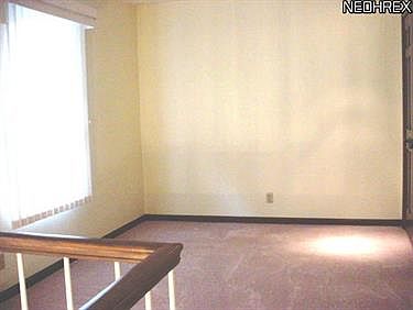 5th image of 1059 Harwich Ct #302