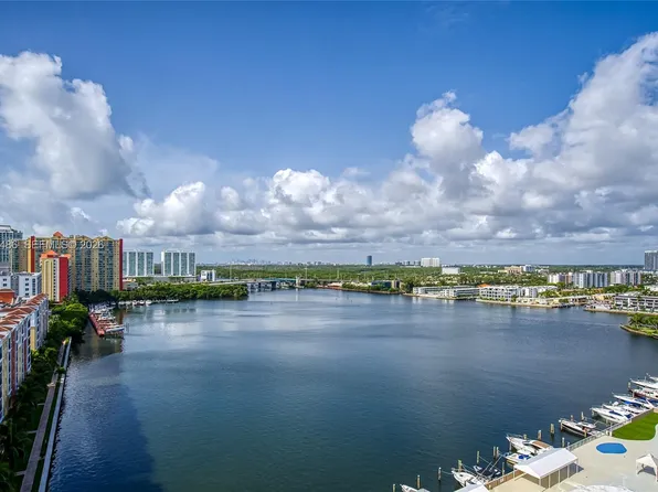 250 174th St APT 1704, Sunny Isles Beach, FL 33160