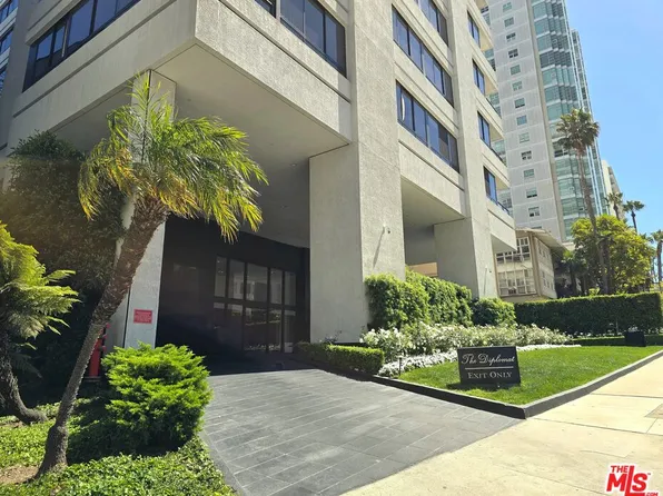 10350 Wilshire Blvd APT 404, Los Angeles, CA 90024
