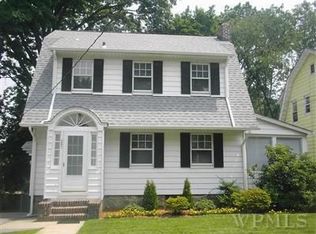 247 Clinton Ave, New Rochelle, NY 10801