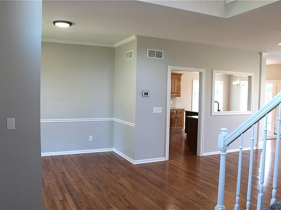 2nd image of 5419 NW 91st St