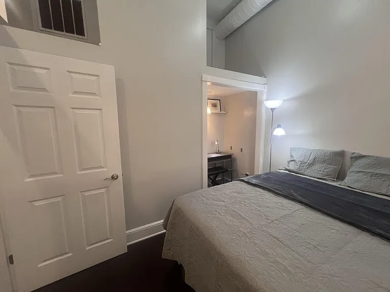 715 N Milwaukee St #302 — Photo 20